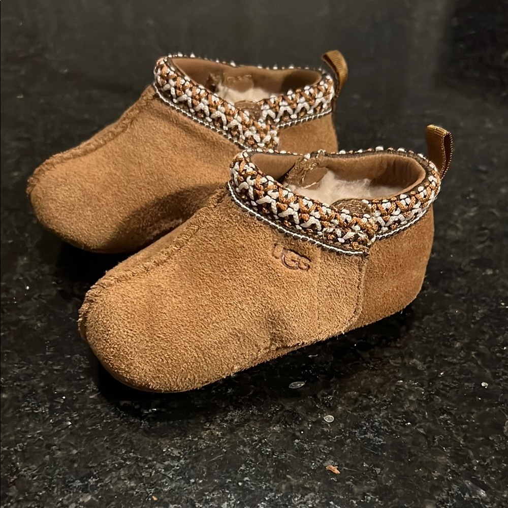 UGG Cozy Brown Kids Shoes